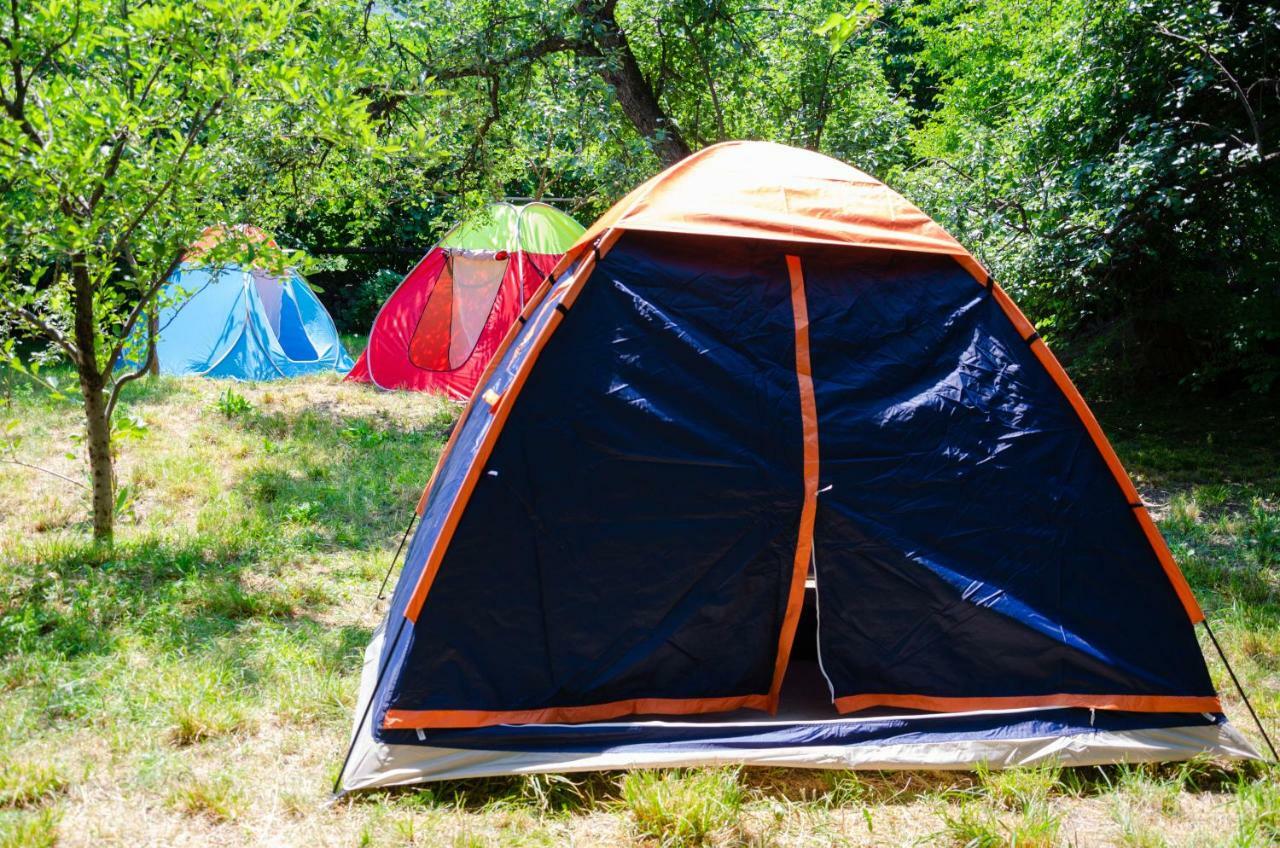 Camp'In Goris Hotel Exterior photo